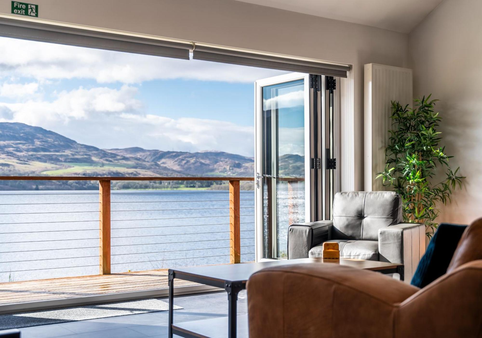 Shoreland Lodges - Cherry Lodge フォート・オーガスタス エクステリア 写真